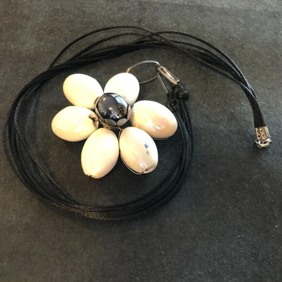 Unique REEB Italy 925 Sterling Silver, Nylon Cord & Chunky Bead Flower Necklace - Picture 8 of 8